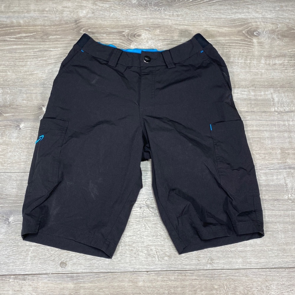 Amazon Black Cargo Shorts for Men